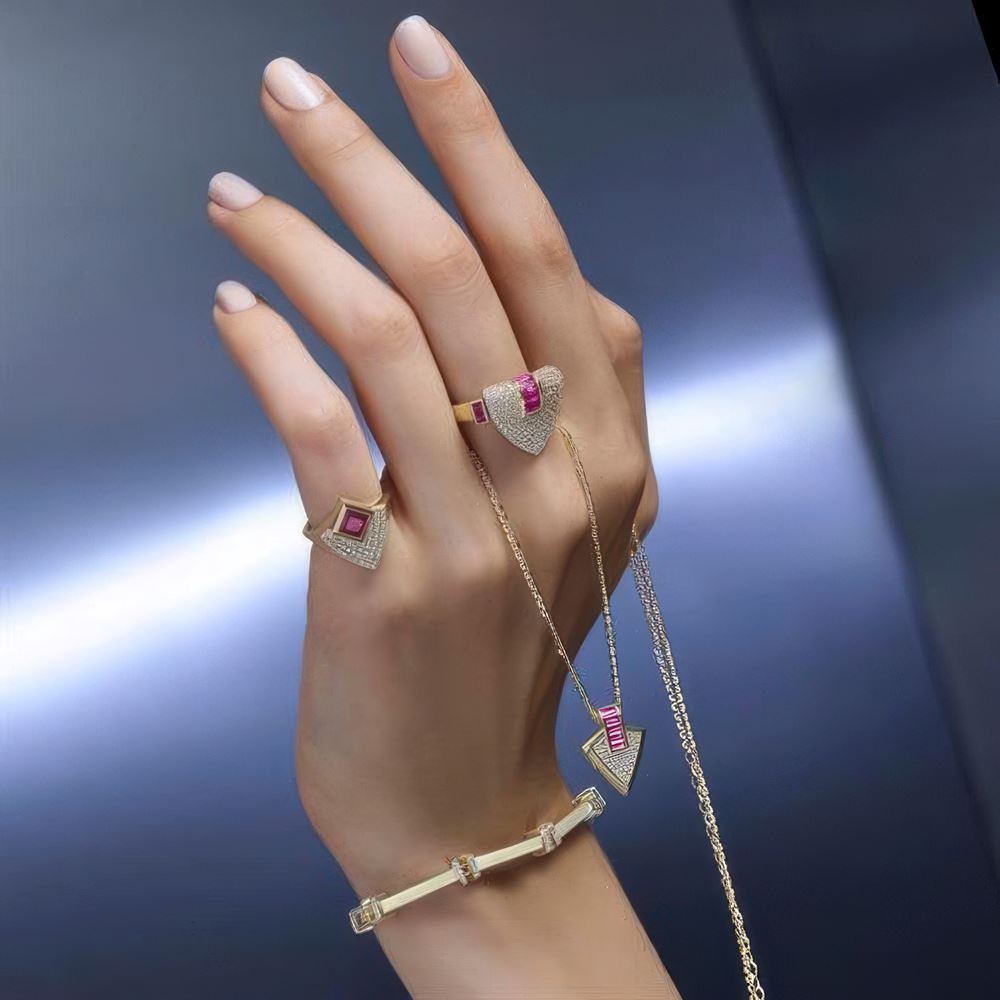 Taşlı Geometrik Kalkan Yüzük