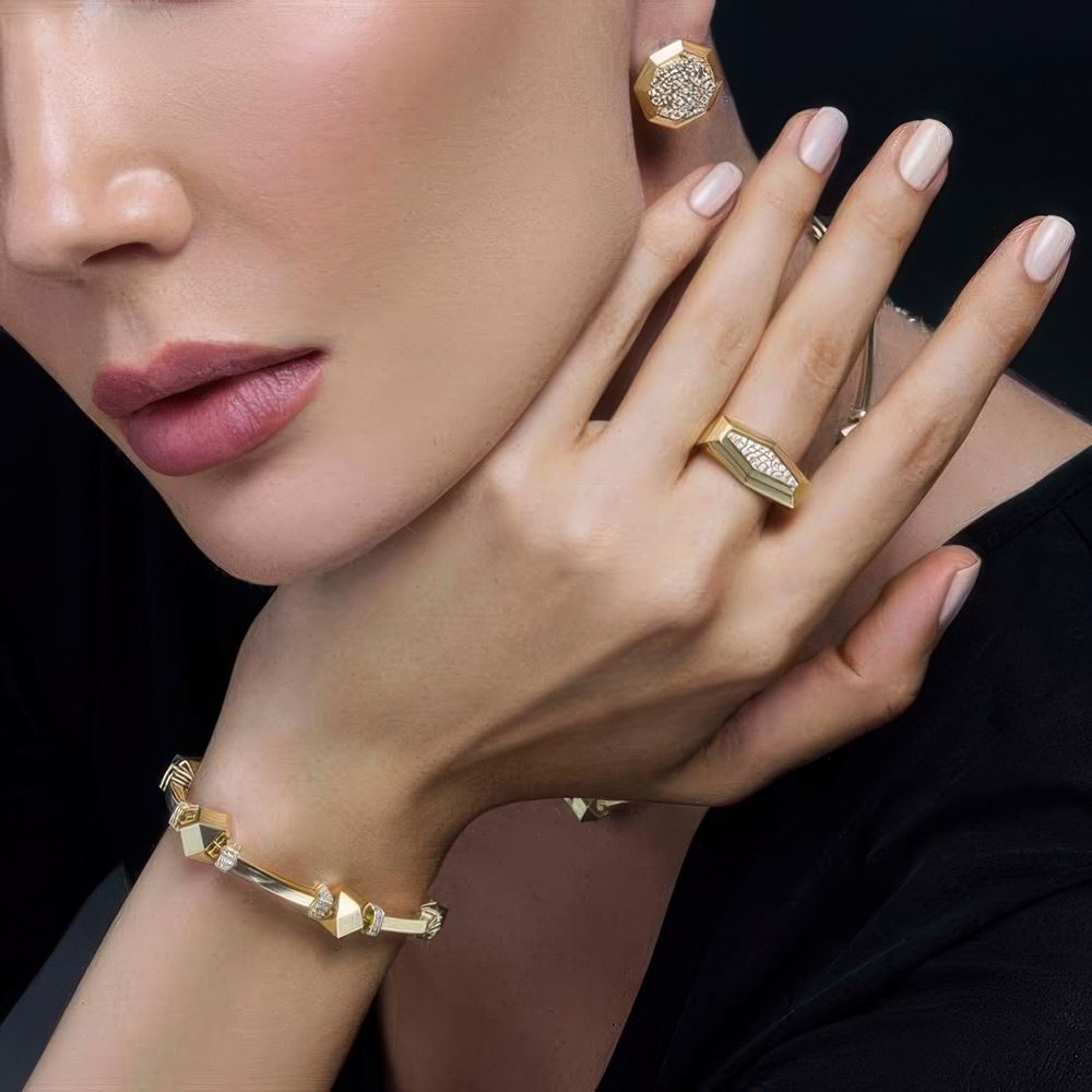 Baget Taşlı Trend Küpe