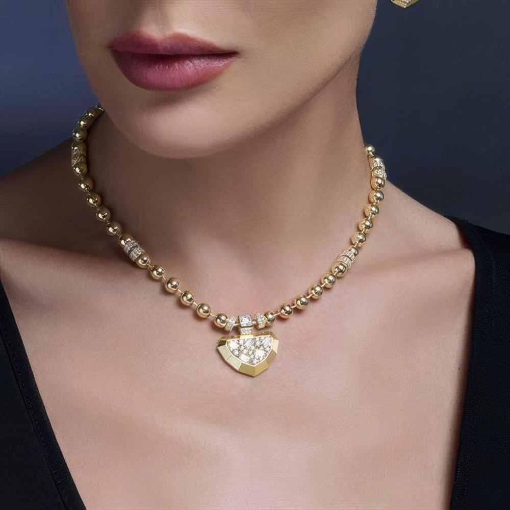 Siyah Mineli Tasarım Kolye 50Cm Zincir