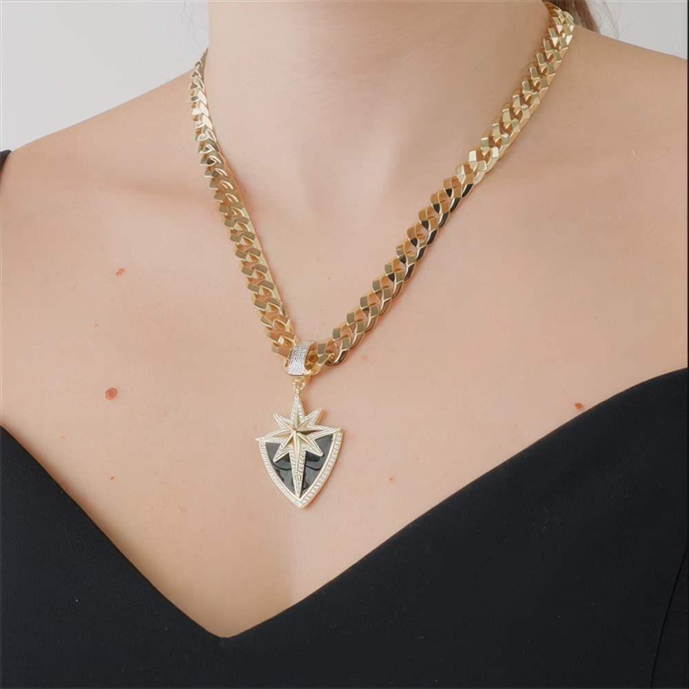 Taşlı Kuzey Yıldızı Kalkan Charm