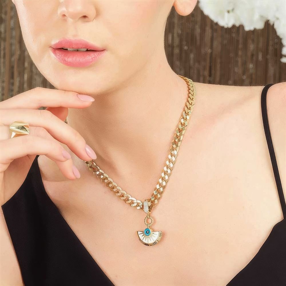 Beyaz Mine Nazar Boncuklu Kolye Ucu Charm