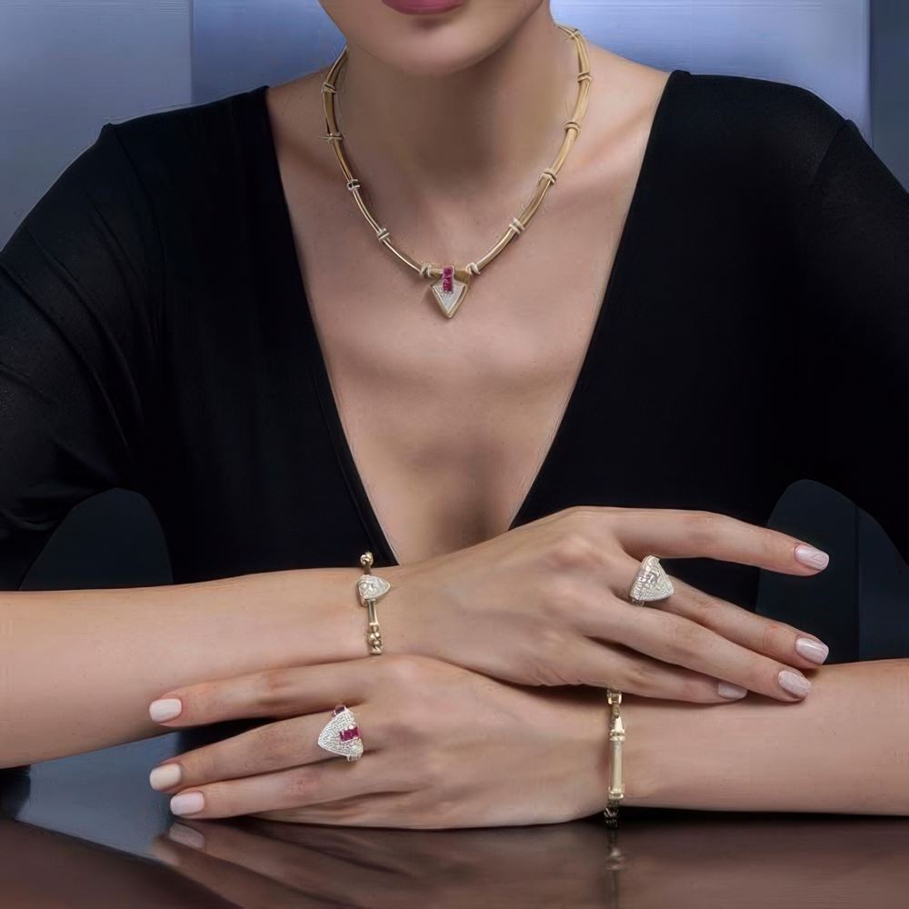 Taşlı Geometrik Kalkan Yüzük