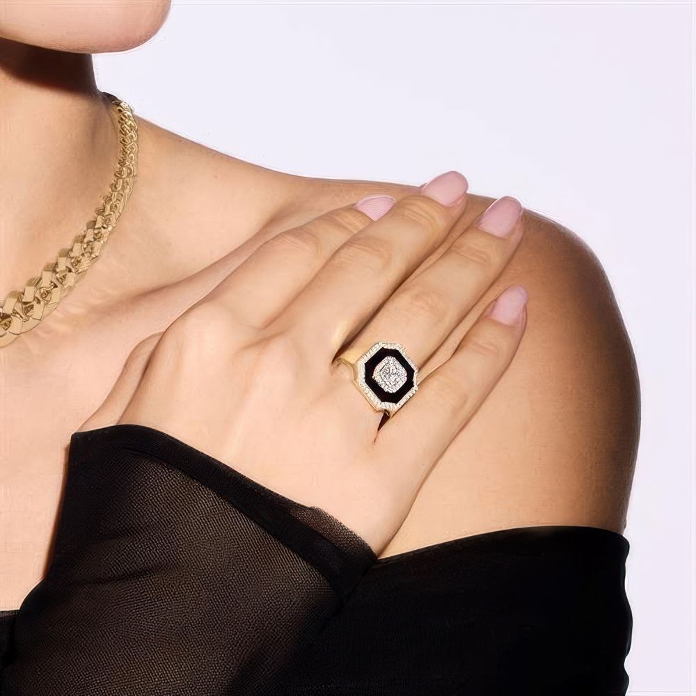 Siyah Mineli Taşlı Yüzük