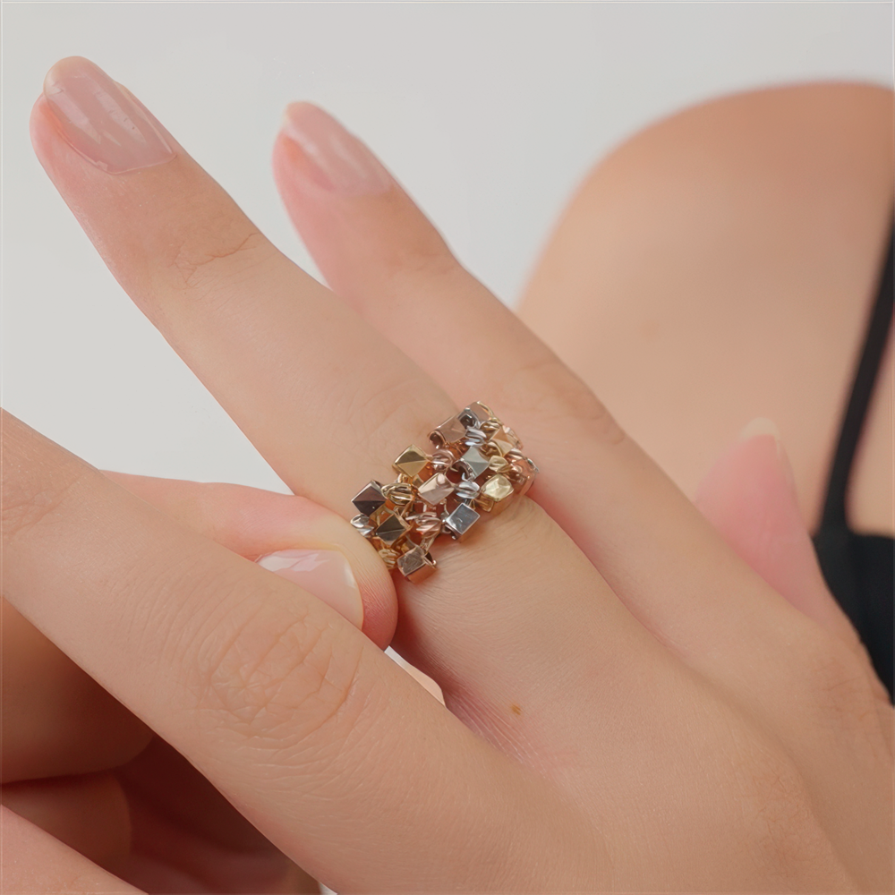 Altın Küp Küp Yüzük