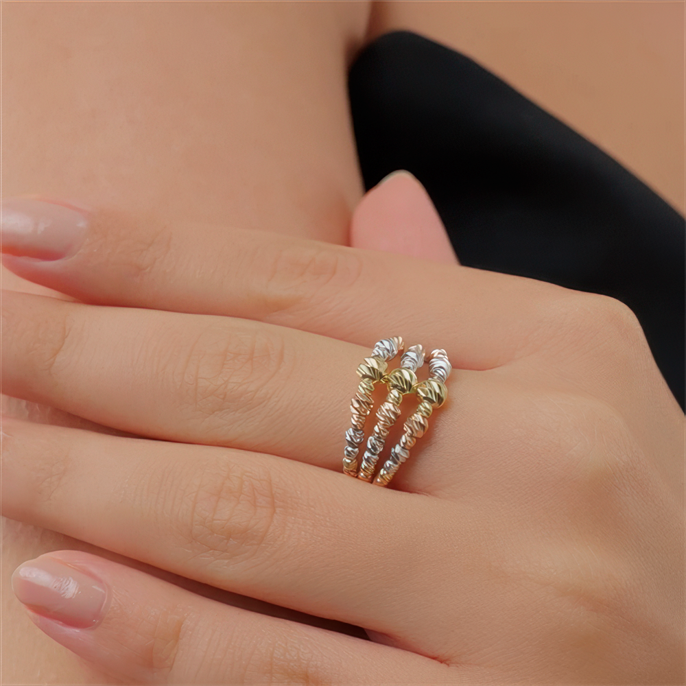 Üç Sıra Top Top Altın Yüzük