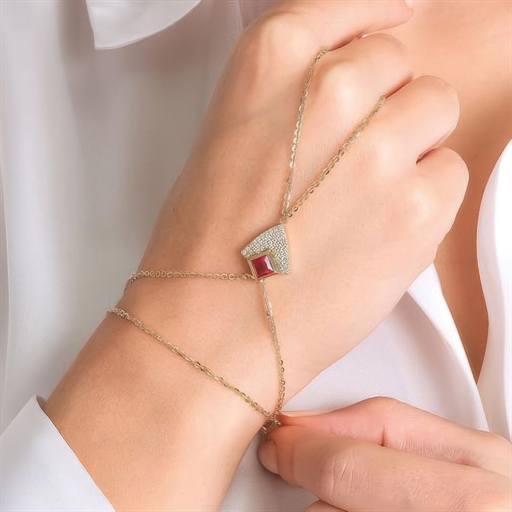 Taşlı Geometrik Kalkan Şahmeran