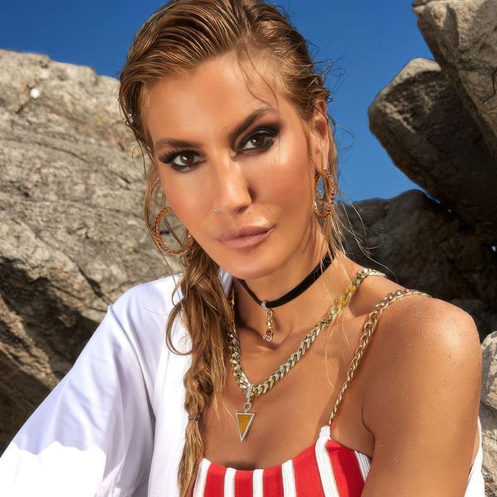 Pramit Kolye Ucu Charm