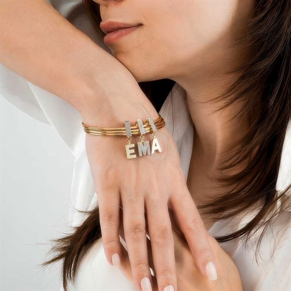 Taşlı Sallantılı Harf 9Mm Bileklik Charm