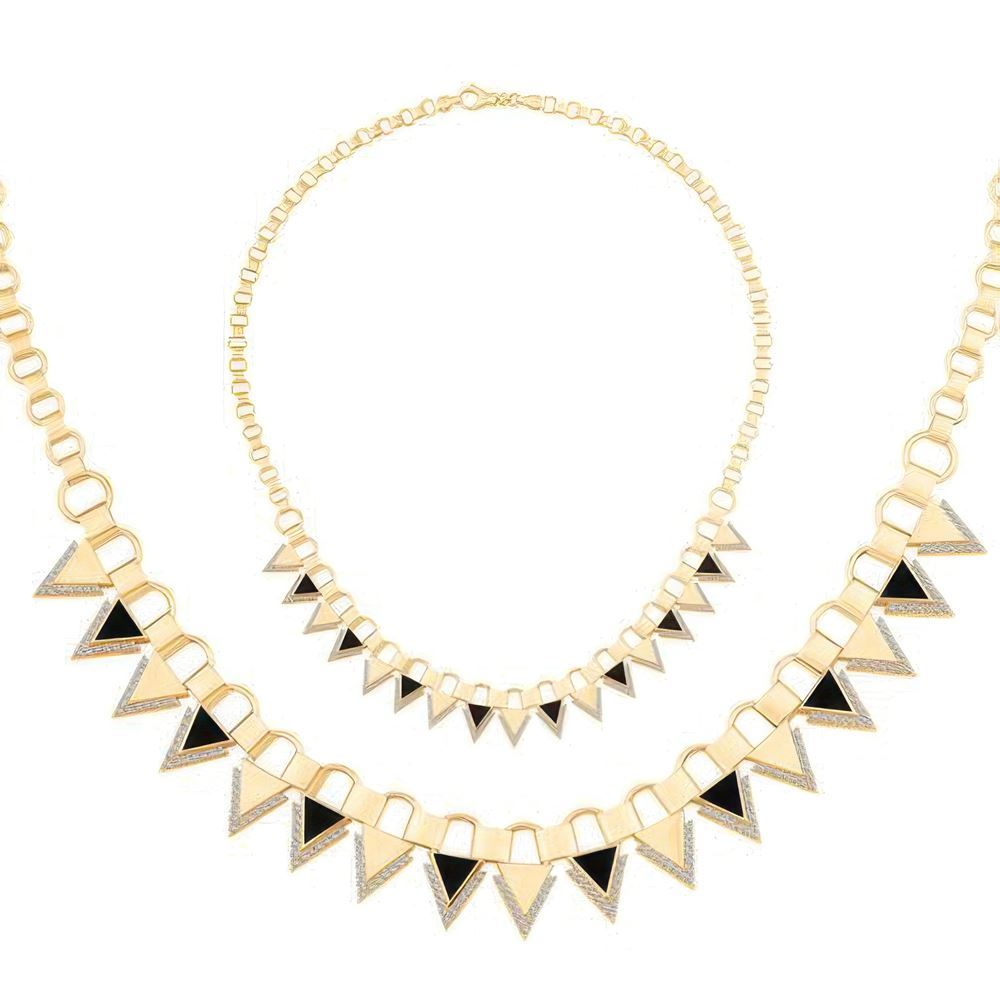 Siyah Mineli Üçgen Kolye 43 Cm Zincir